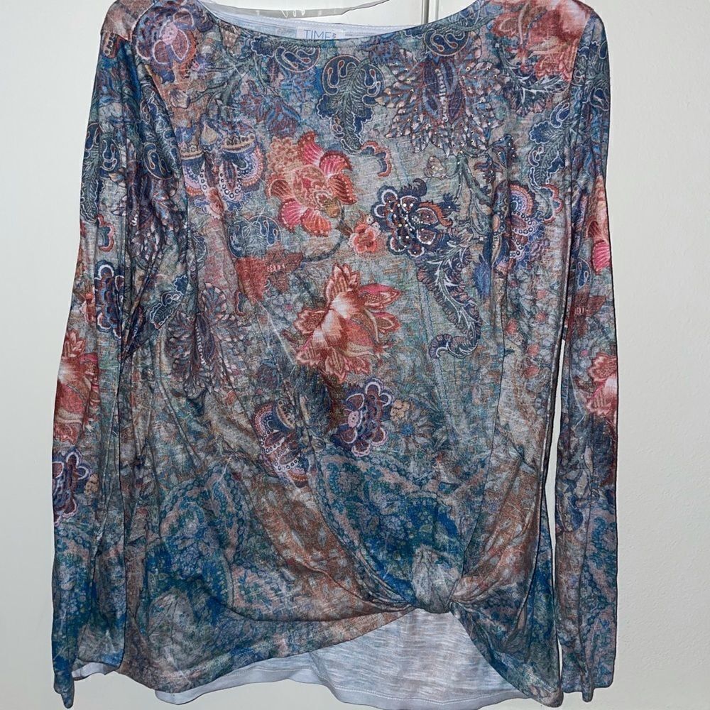 Flower pattern long sleeve blouse large